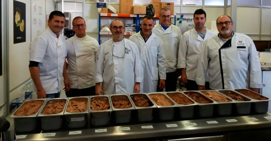 Los helados de chocolate pasan por los cursos de Anhcea