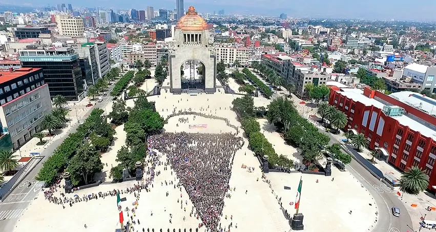 México rompe el récord guiness de consumo masivo de helado