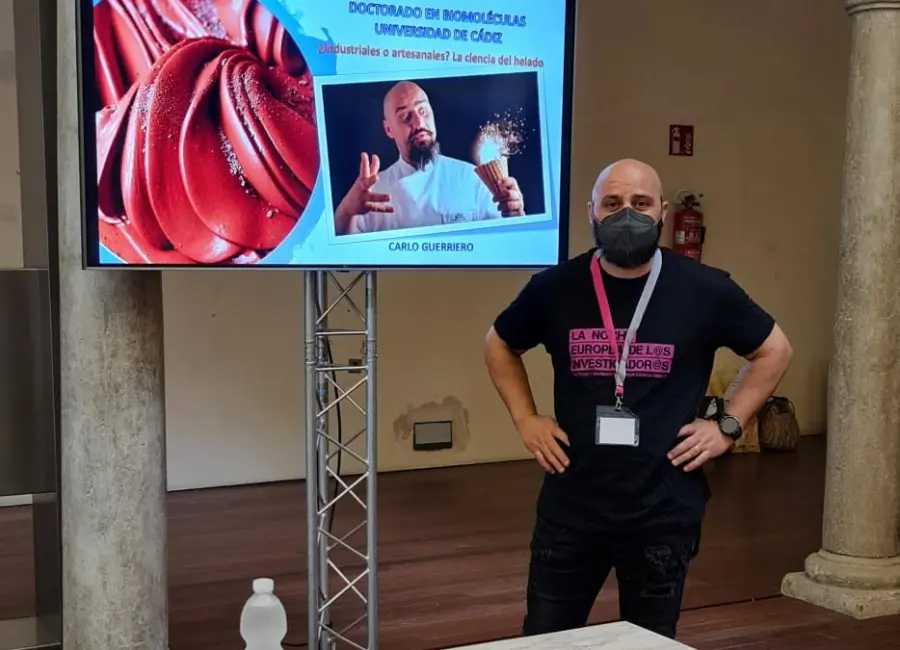 Carlo Guerriero descubre la ciencia del helado en La Noche de los Investigadores