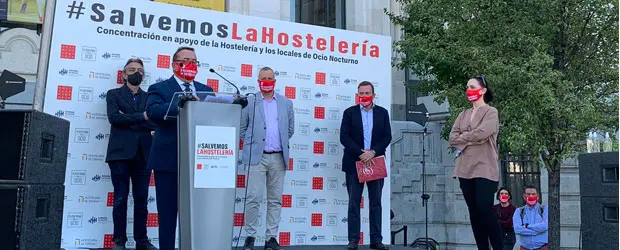 La hostelería sale a la calle para reclamar ayudas