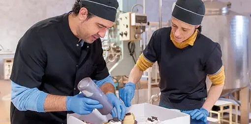 ﻿“Uno de los aspectos que más ha cambiado en mi trabajo es el trato al cliente”