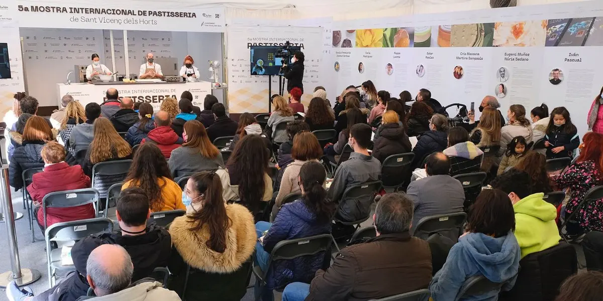 La Mostra de Pastisseria de Sant Vicenç, pastelería real y nuevo concurso de escuelas