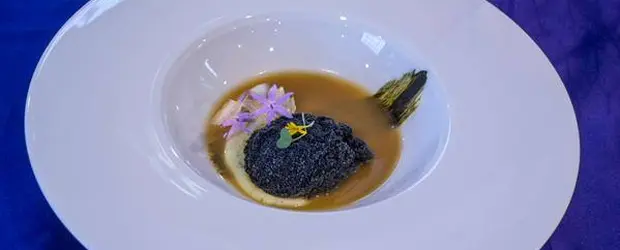 El malagueño Daniel García Peinado, mejor plato con ajo morado de Las Pedroñeras