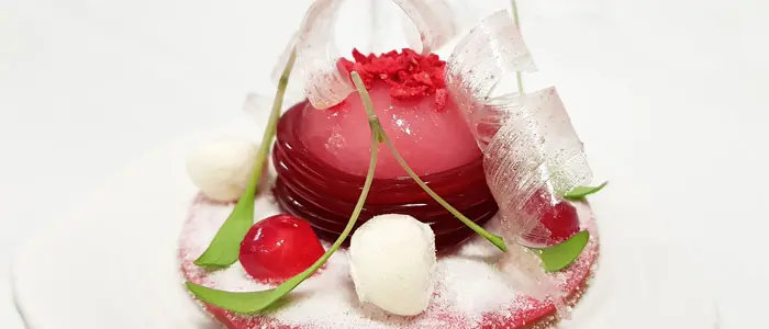 Mochi, kimchi, petit suisse y caramelo de granada mollar de David Morillas