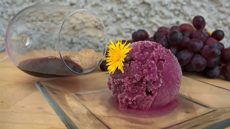 Fruttato descorcha sus helados en la fiesta de la vendimia