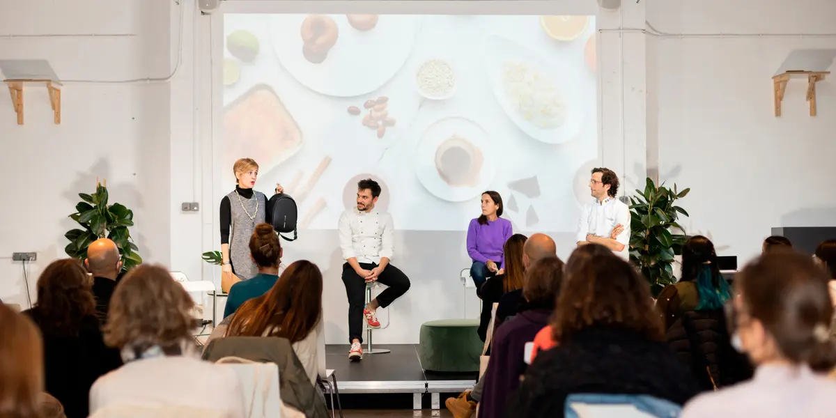 La pastelería saludable a debate en la presentación del primer libro de Jordi Bordas