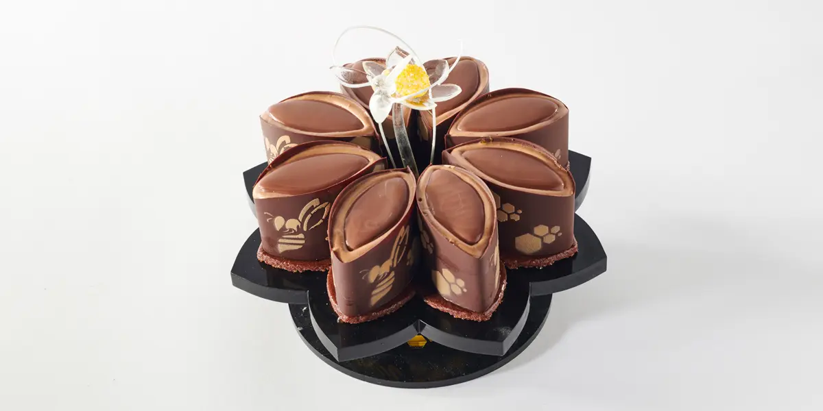 Flor de abeja, tarta de chocolate para compartir del equipo italiano ganador de la CMP