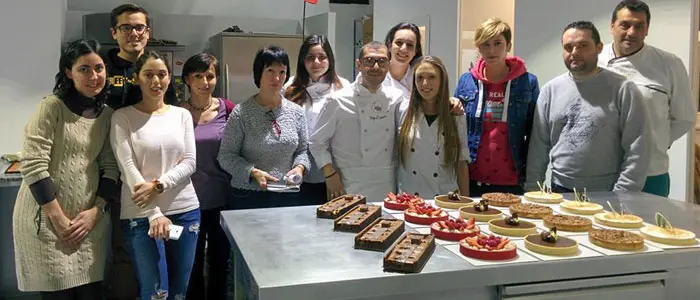 Curso de iniciación a la pastelería en la Escuela del gremio de Valencia