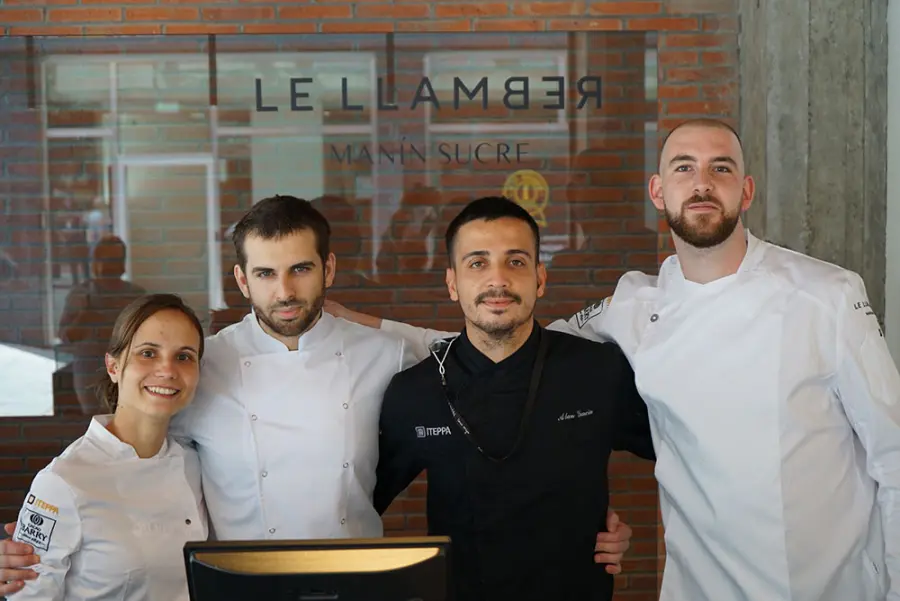 La heladeria-bombonería Le Llamber Manín Sucre abre en Asturias