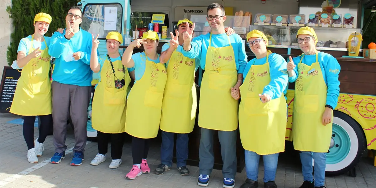 La Valiosa, una exitosa panadería inclusiva sobre ruedas