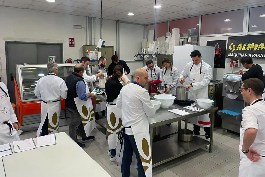 La pastelería helada de Señoris y Morillo brilla en Anhcea