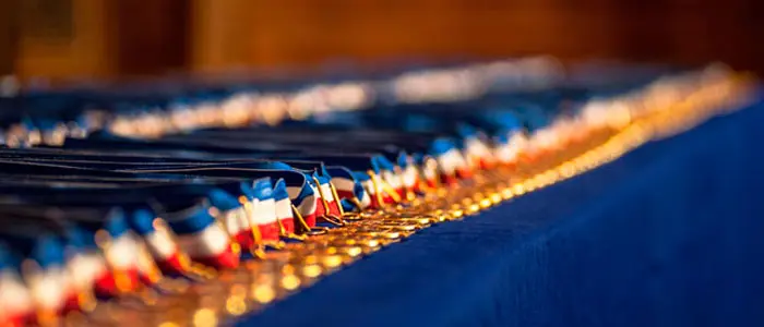 Entrega de medallas a los MOFs 2015