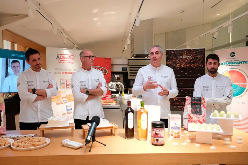 Equipo español al completo