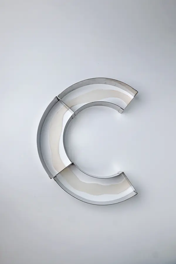 Silicona que permite obtener la silueta central