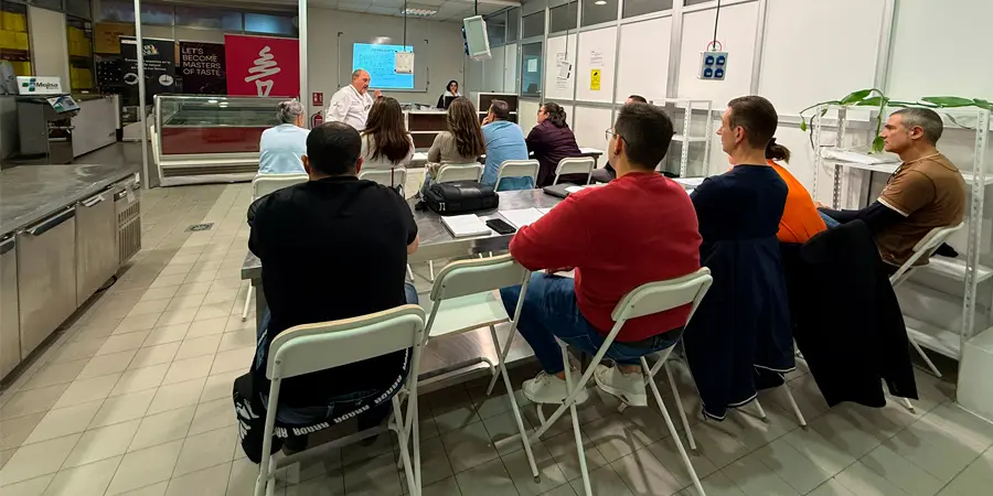 Anhcea renueva su aula para ofrecer una formación más práctica y personalizada