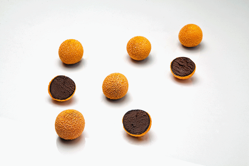 Bombón trufado de Cointreau