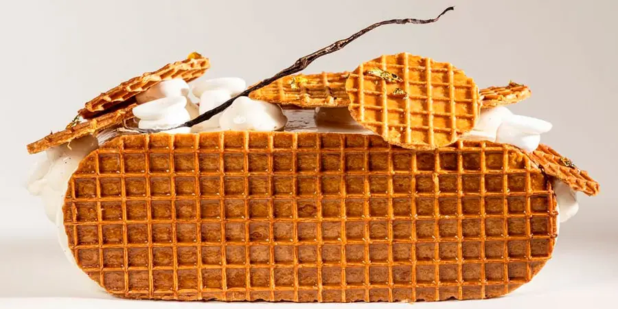 Sabores de la India, Japón y Madagascar en los troncos helados navideños de Une Glace à Paris 