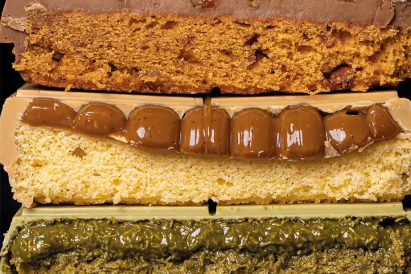 Interior cakes