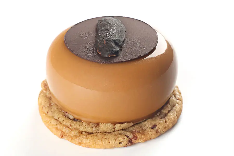 Sarrapia Tonka con chocolate bean to bar y malvavisco