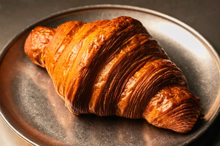 Imagen de 4 piezas de bollería que debes probar en la nueva pastelería 22:22 Cultura Dulce de Maite Otegui