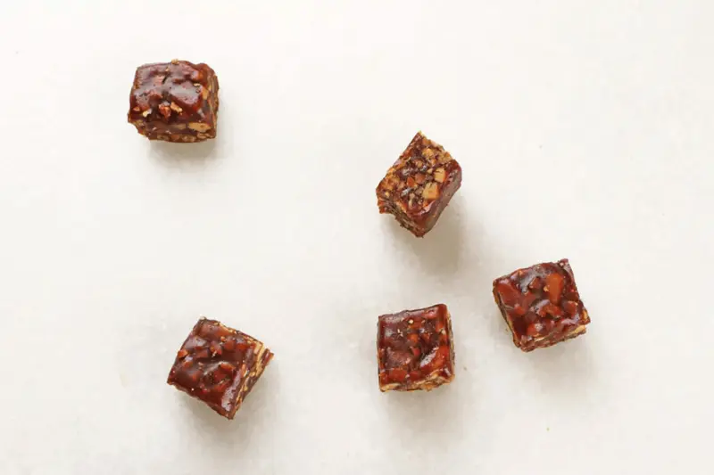 Caramelos Besitos de Piñón