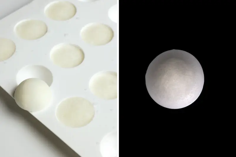 Esferas semiheladasde gin tonic de yuzu