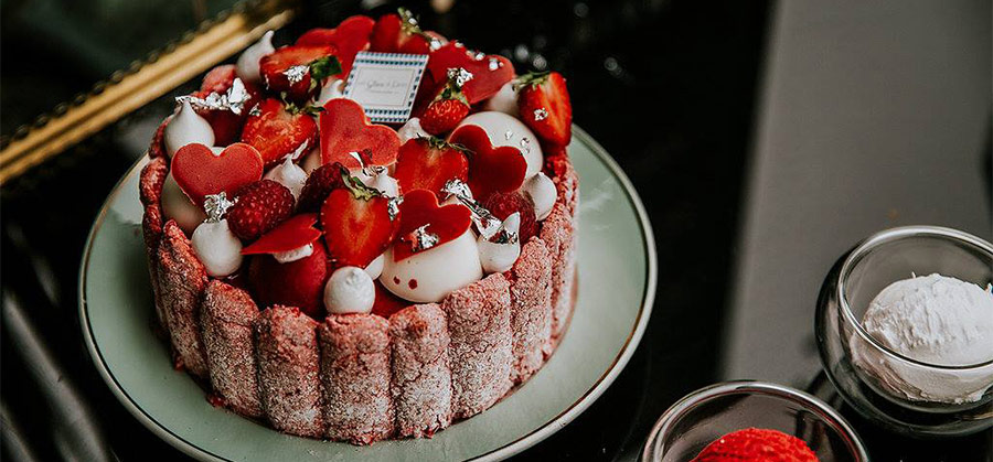 charlotte helado de frutos rojos