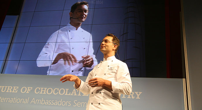 Ramon Morató durante una ponencia