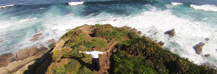 El Cabo Busto con Jhonatan González