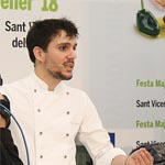 Miquel Guarro elaboró una tartaleta de chocolate y avellana con un bizcocho microondas