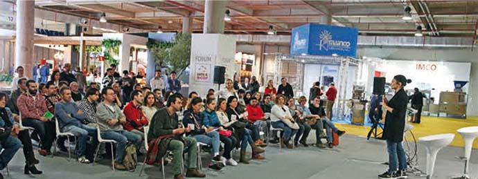 Momento en el Fórum de Intersicop