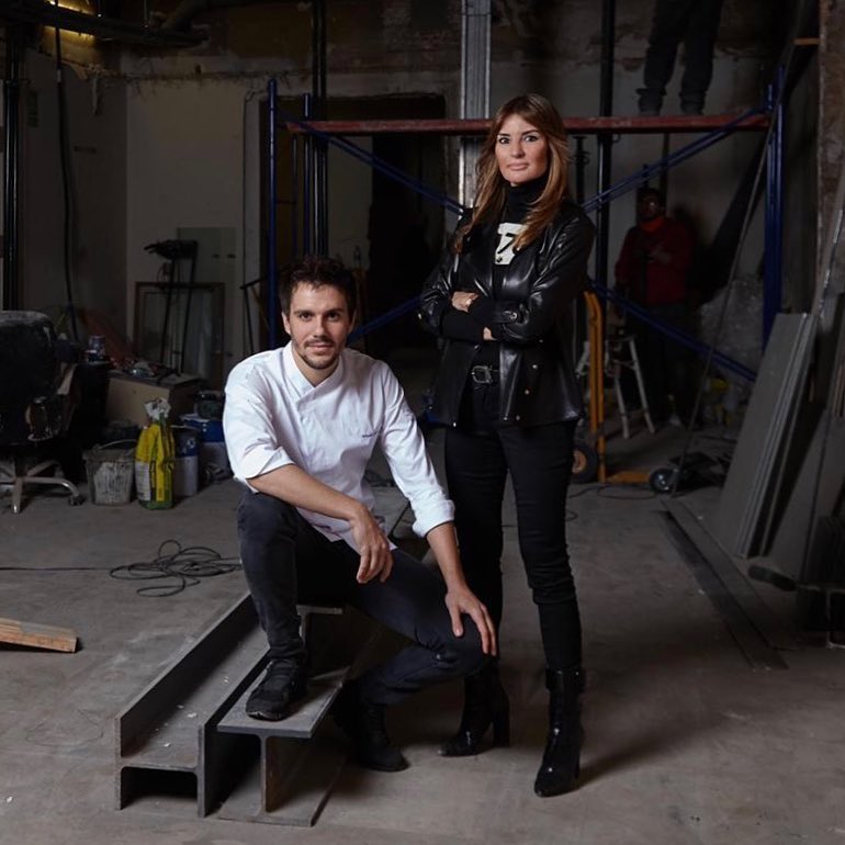 Silvia Hofmann con Miquel Guarro en una imagen de archivo