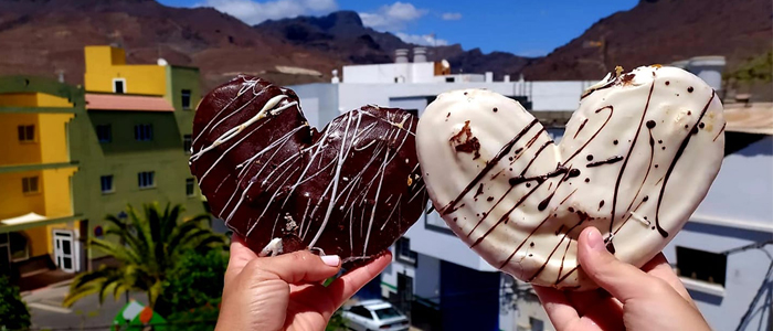 Palmeras de chocolate blanco  y negro en Gran Canaria