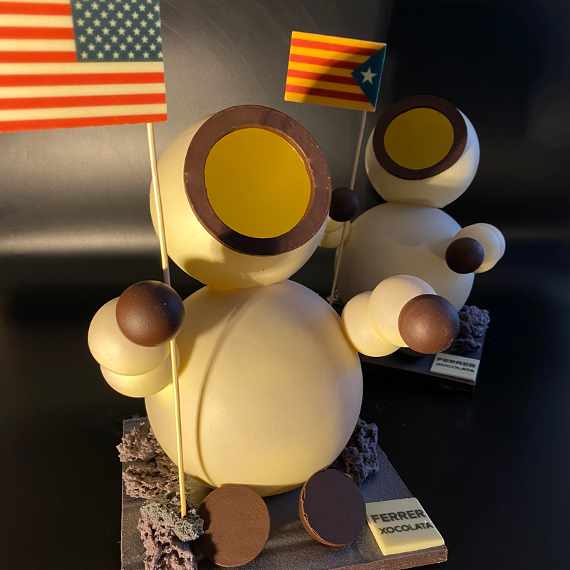 Mona de pascua Astronauta de Jordi Ferrer