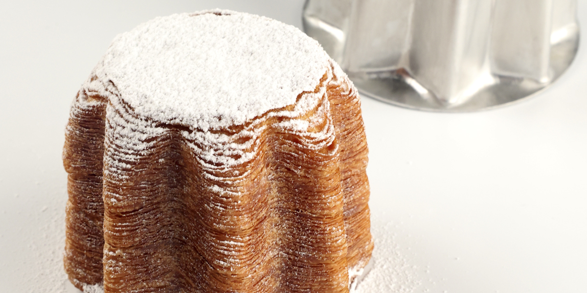 Pandoro con relleno de avellana y toffee de Adrián Ruiz