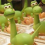 Uno de los protagonsitas de la Pascua de Hofmann en Barcelona, este simpático dinosaurio (y sus huevos)